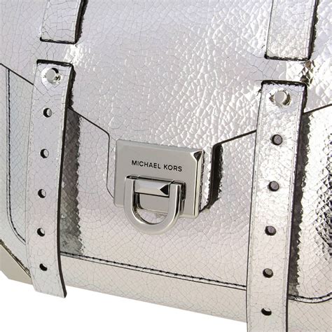 michael kors saco|Michael Kors manhattan silver bag.